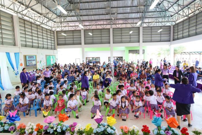 นายกเทศมนตรีเมืองศิลา ให้เกียรติเป็นป...